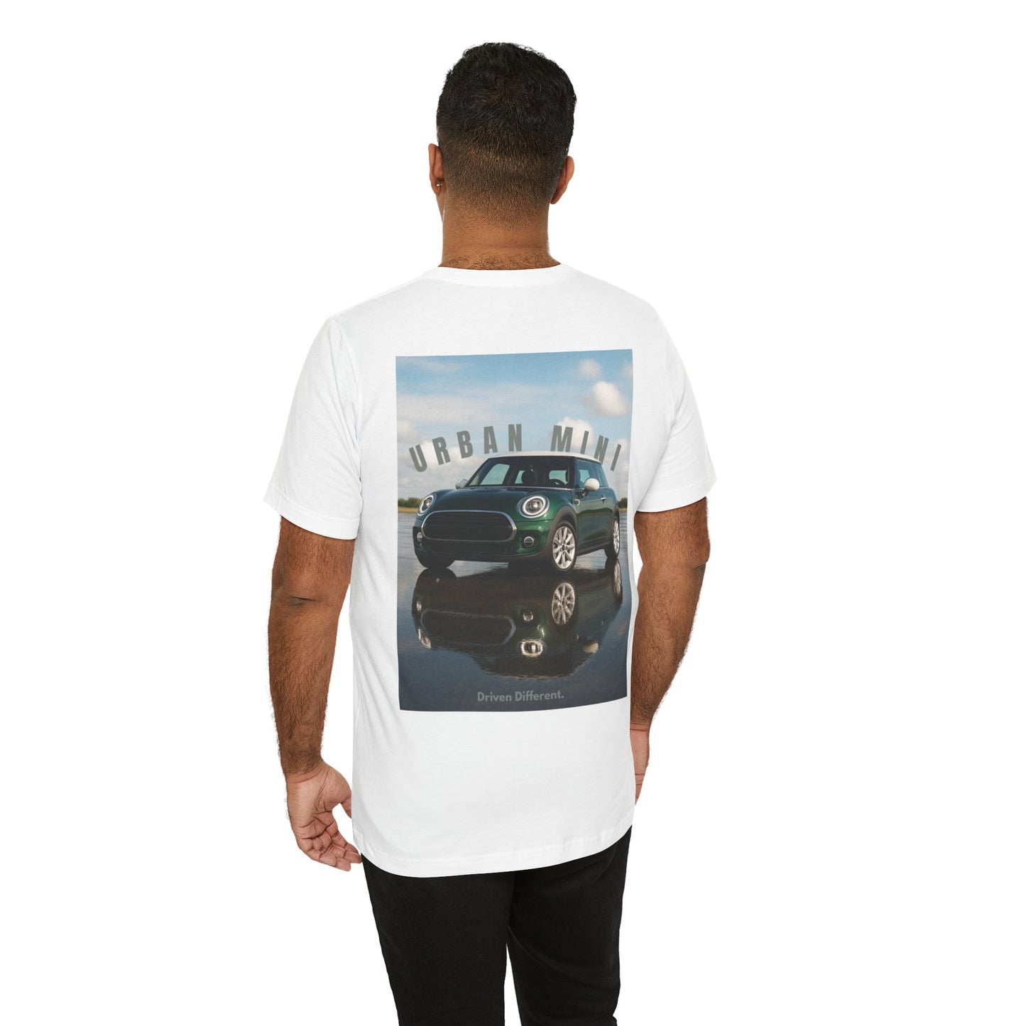 T-shirt graphique Urban Mini Car, t-shirt unisexe, t-shirt moto, t-shirt voiture cool, cadeau pour lui, tenue décontractée