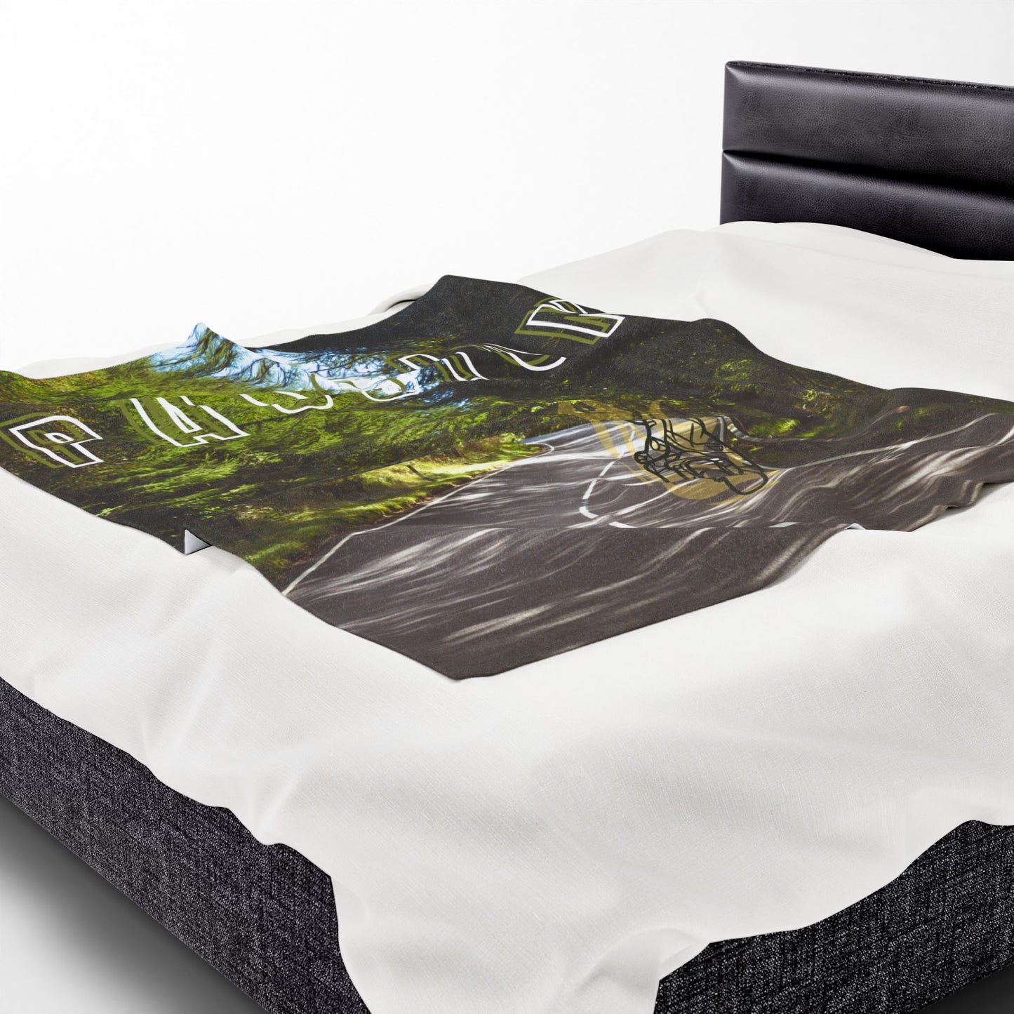 Passion Velveteen Plush Blanket, Cozy Throw Blanket, Gift for Nature Lovers, Home Decor, Warm Bed Accessory