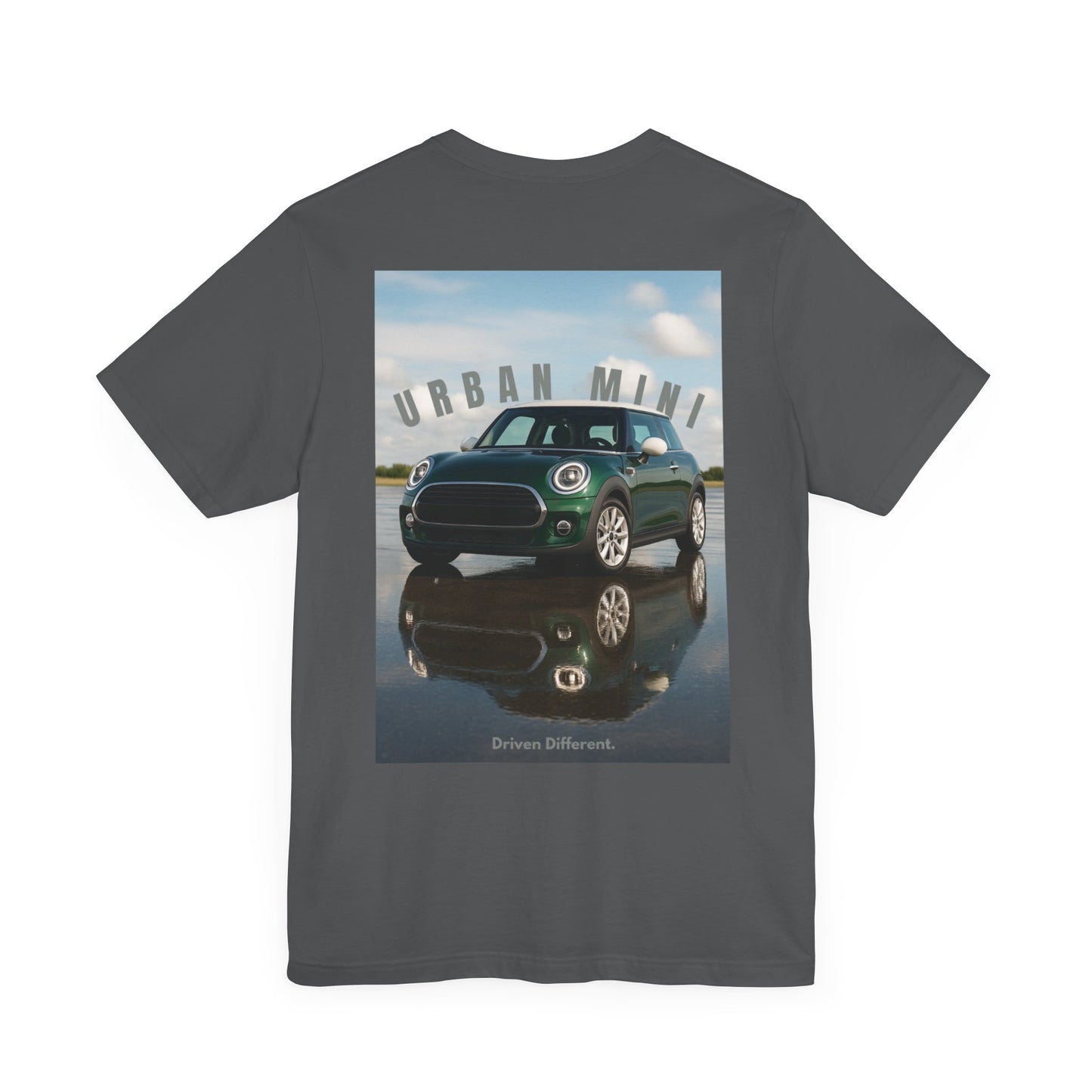 T-shirt graphique Urban Mini Car, t-shirt unisexe, t-shirt moto, t-shirt voiture cool, cadeau pour lui, tenue décontractée