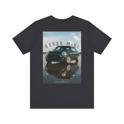 T-shirt graphique Urban Mini Car, t-shirt unisexe, t-shirt moto, t-shirt voiture cool, cadeau pour lui, tenue décontractée